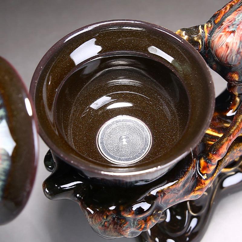 Kiln-changed relief horse anti-scalding automatic tea brewing artifact