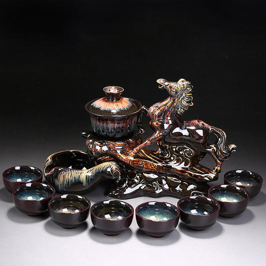 Kiln-changed relief horse anti-scalding automatic tea brewing artifact